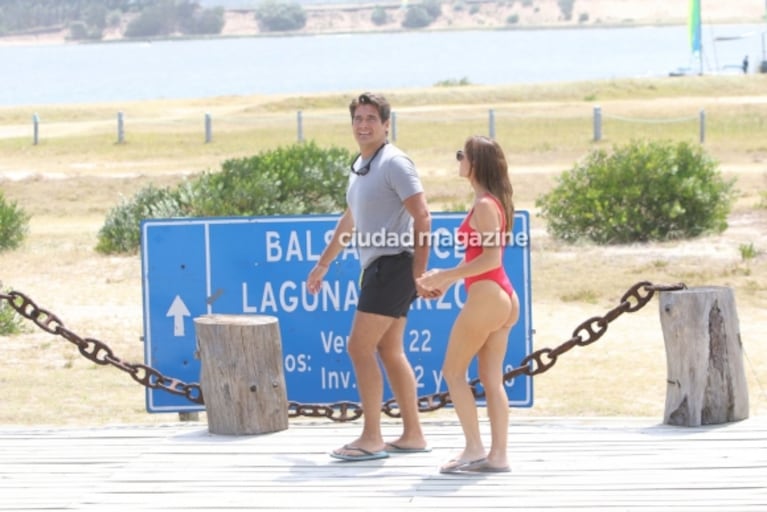 El descanso de Guillermo Andino y Carolina Prat en Punta del Este con sus hijos 