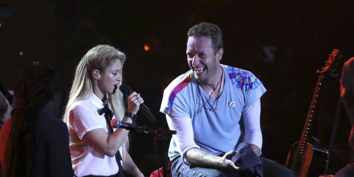 El día que Coldplay cantó y bailó con Shakira