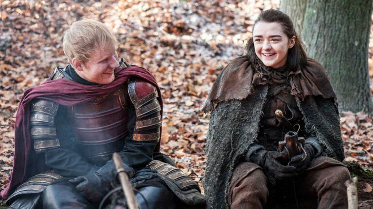 El día que Maisie Williams fue sorprendida por Ed Sheeran en GOT