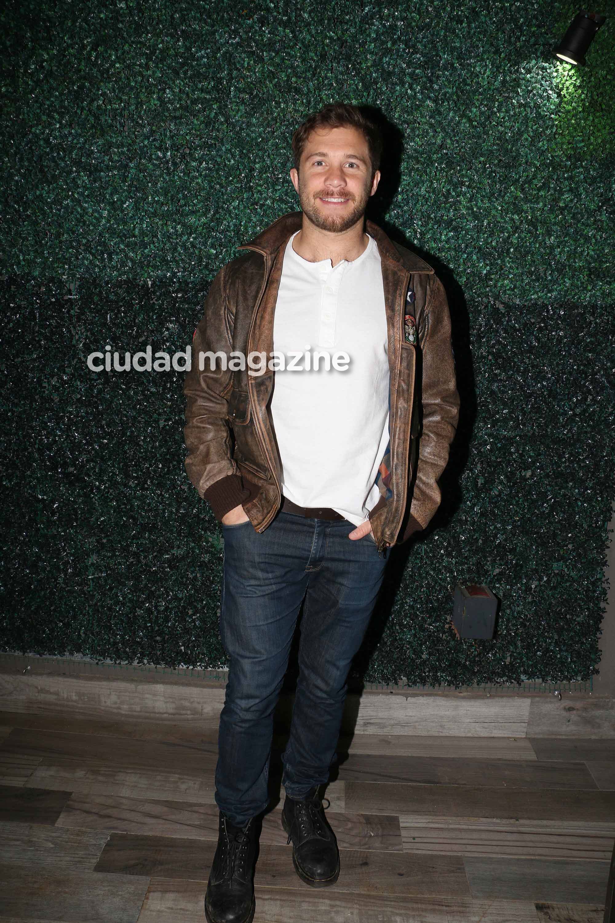 El divertido festejo del elenco de Las Estrellas (Foto: Movilpress)