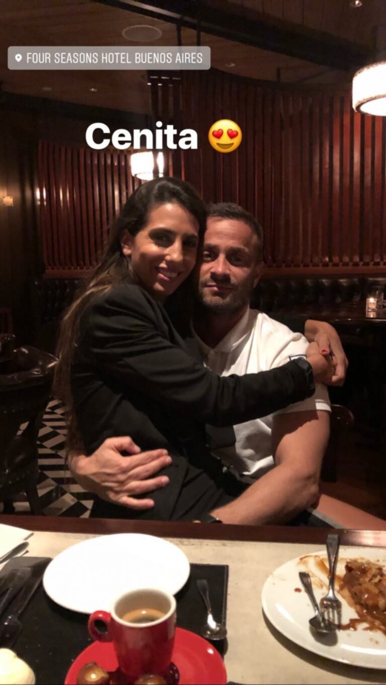 El dulce mensaje de Cinthia Fernández a Baclini en su primer aniversario de novios... ¿con palito para Defederico?