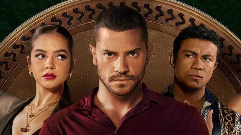 El elenco de la producción brasileña está integrado por André Lamoglia (centro), como Profeta.