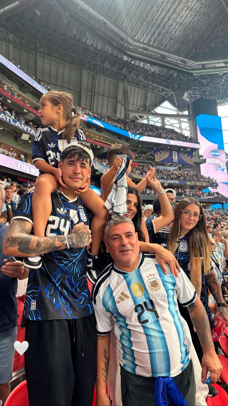 El emocionante festejo de la familia de Enzo Fernández tras el gol ante Egipto (Foto: Instagram @valucervantes)