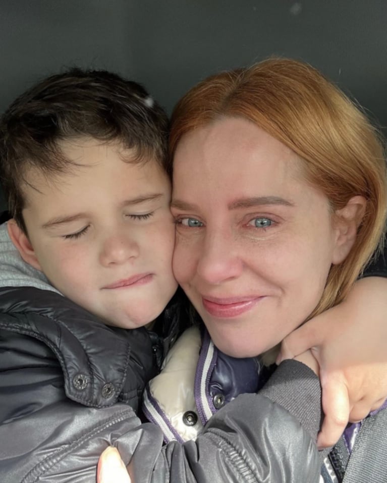 El emotivo reencuentro de Agustina Kämpfer con su hijo tras su viaje a México