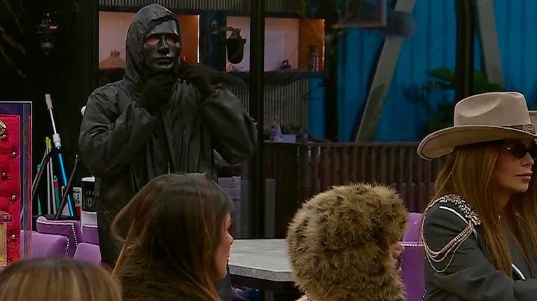 El enmascarado en Gran Hermano (Fotos: capturas Telefe)