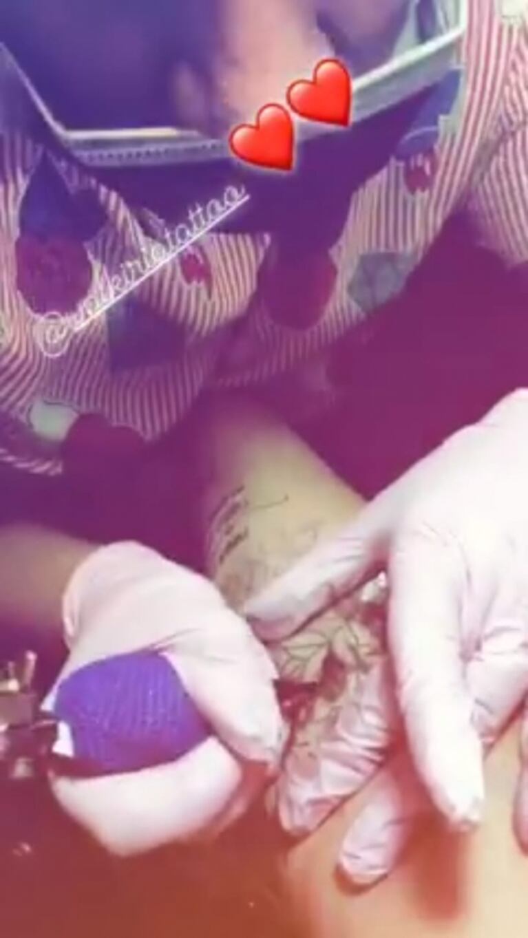 El enorme (y muy significativo) tatuaje de Morena Rial dedicado a Facundo Ambrosioni