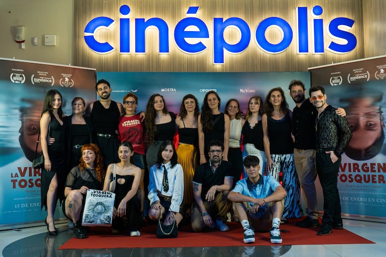 El equipo de “La Virgen de la Tosquera” en la función especial de la película.