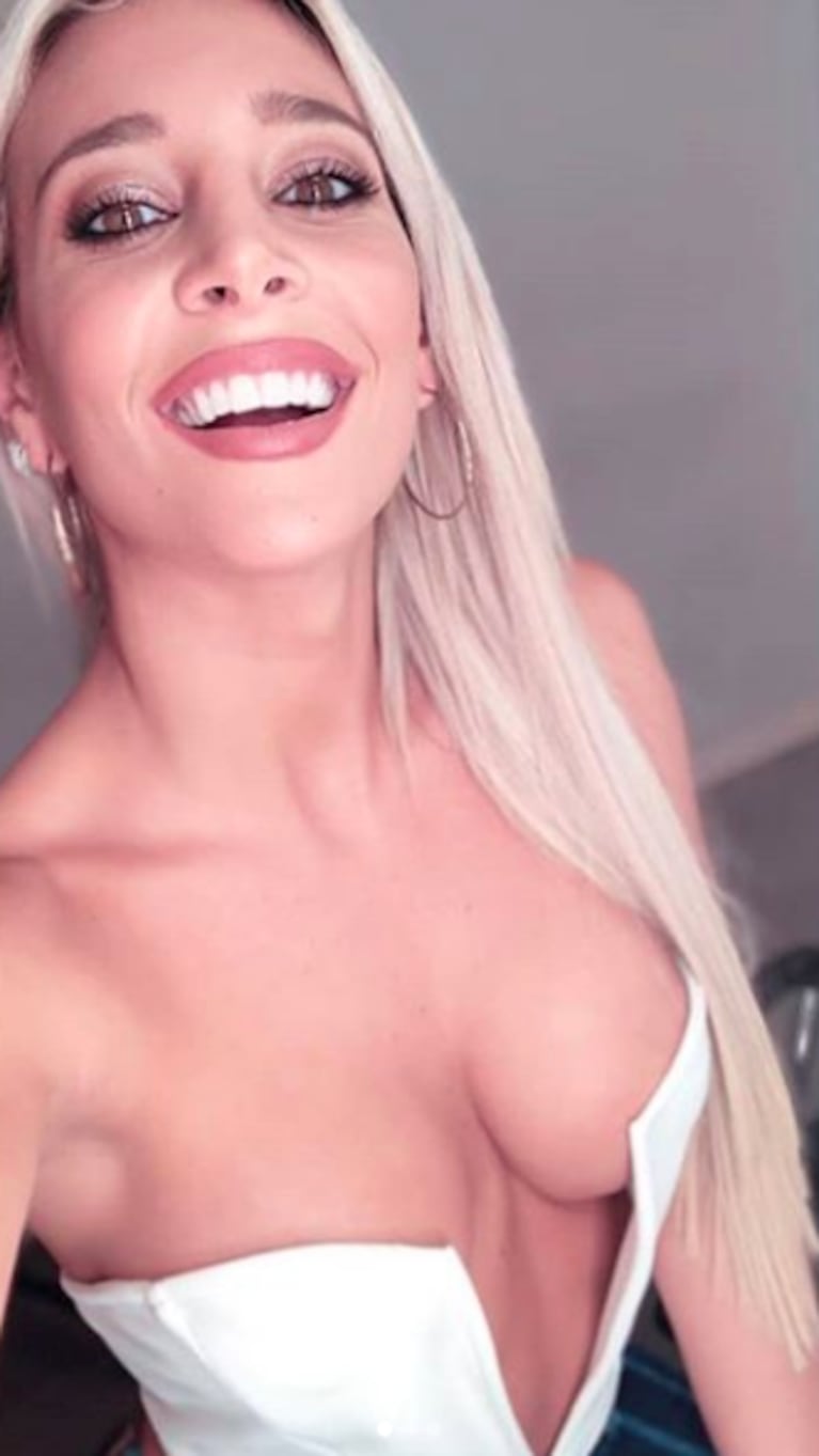 El escote súper sexy y original de Sol Pérez que causó furor