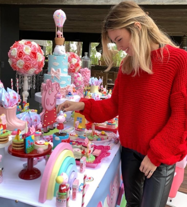  El festejo de cumple de Roma, la hija menor de Rocío Guirao Díaz y Nicolás Paladini: ¡a full con Peppa Pig! 