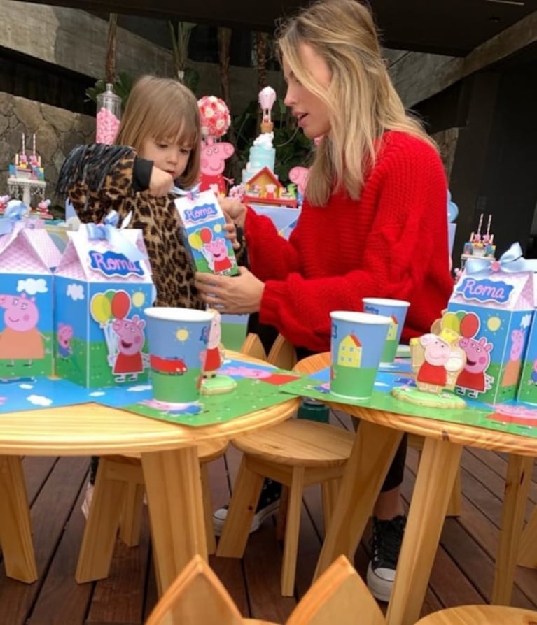  El festejo de cumple de Roma, la hija menor de Rocío Guirao Díaz y Nicolás Paladini: ¡a full con Peppa Pig! 