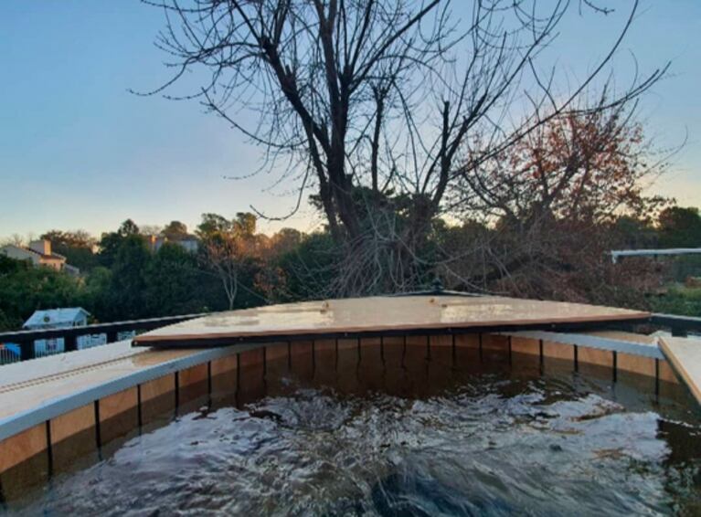El finde VIP y relajado de Benjamín Vicuña con China Suárez: la espectacular piscina japonesa de su jardín