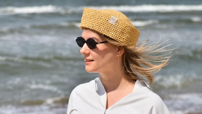 El gorro marinero de rafia, una tendencia que viene de Europa. Foto: Etsy