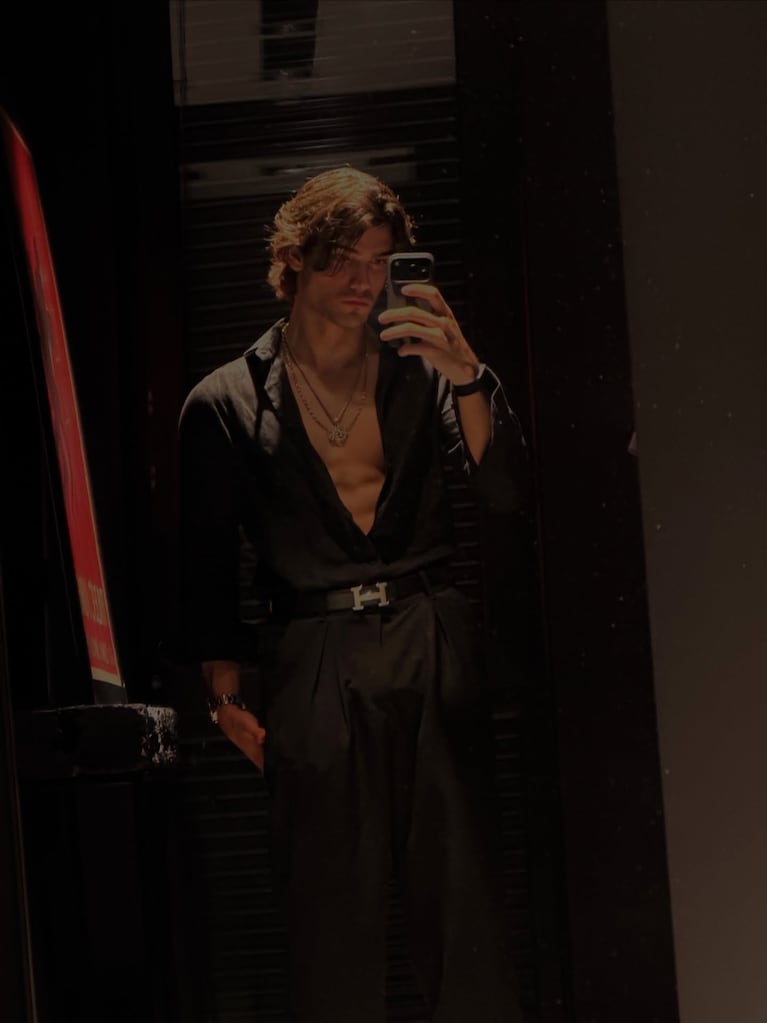 El hijo de Zulemita Menem revolucionó las redes con nuevas fotos y su perfil de modelo. CRÉDITO: Instagram