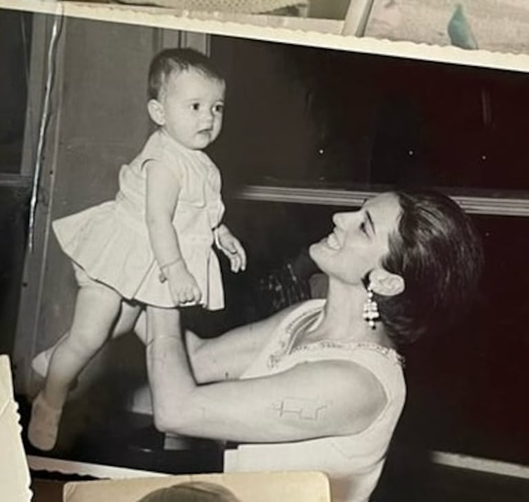 El homenaje más personal de Araceli González a su madre. Crédito: Instagram