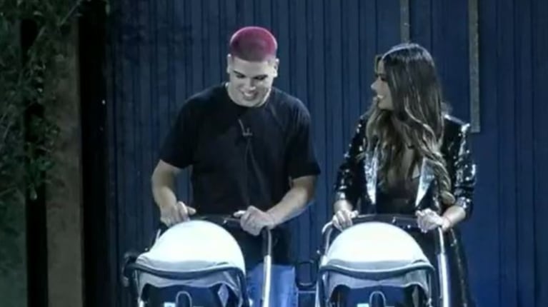 El ingreso de Thiago Medina y Daniela Celis a la casa de "Gran Hermano". (Foto: Captura Telefe)