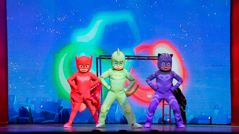 ¡El invierno es de los chicos! Vuelve el show de PJ Mask a la calle Corrientes