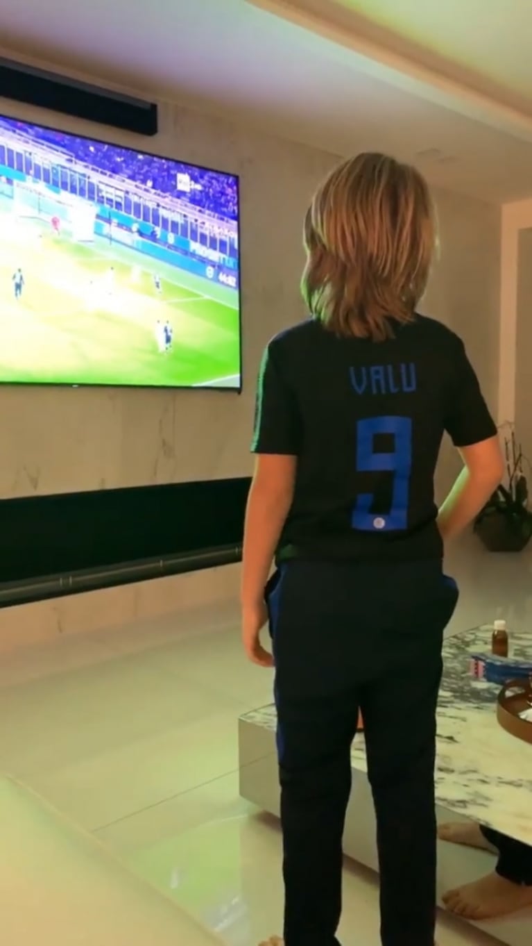 El llanto del hijo mayor de Wanda Nara tras la eliminación del Inter, el equipo de Icardi, de la Copa Italia