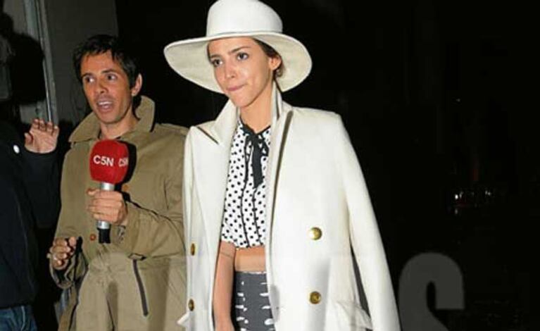 El look de Calu Rivero en su reencuentro con Sean Penn. (Foto: revista Caras)