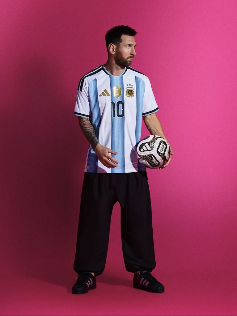 El look de Lionel Messi antes del partido de Argentina contra Inglaterra por el Mundial 2026 (Foto: Instagram/@leomessi).
