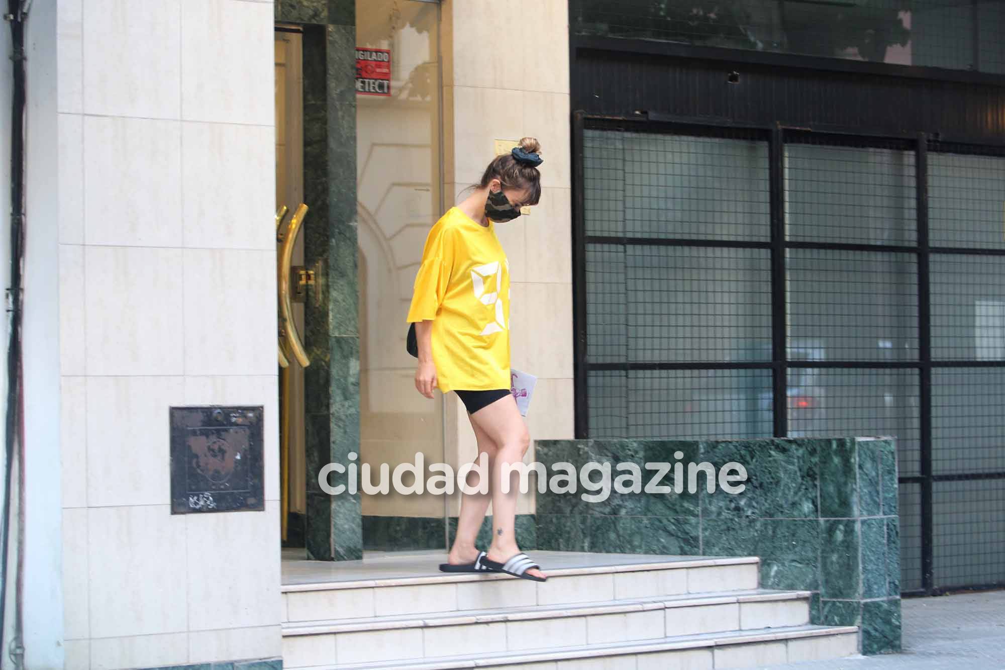 El look súper relajado de Celeste Cid. (Foto: Movilpress)