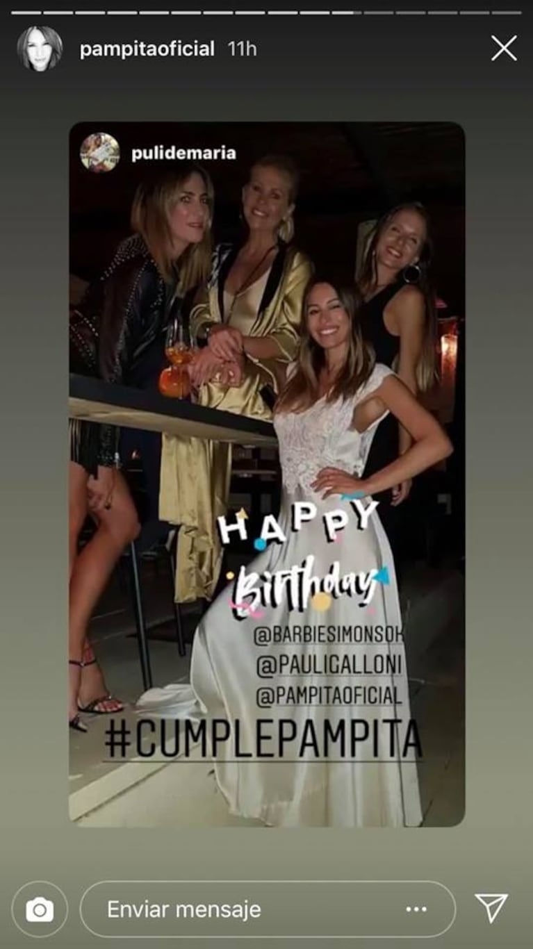 El look 'total white' que Pampita lució en su cumpleaños 'adelantado': alucinante vestido de seda con encaje