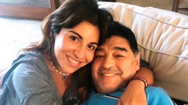 El mensaje de Gianinna Maradona tras la exitosa operación a Diego: Gracias, gracias, gracias