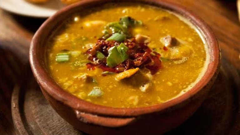 El menú patrio que identifica a los argentinos: conoce la mejor receta para hacer locro