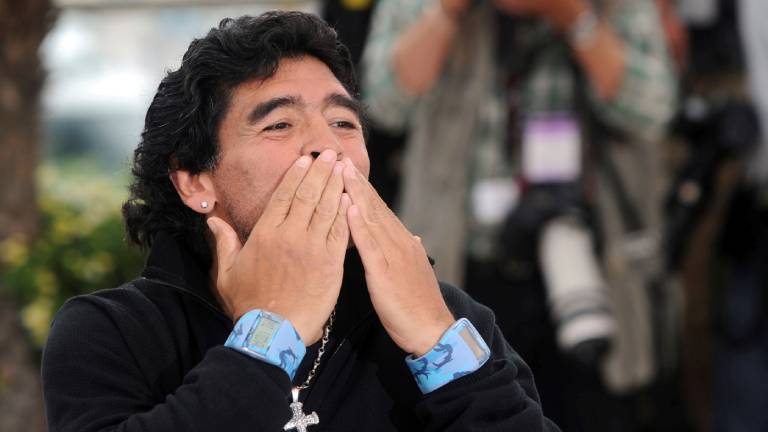 El minuto a minuto reconstruido por los investigadores sobre la muerte de Maradona
