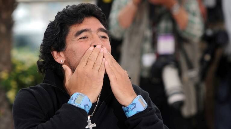 El minuto a minuto reconstruido por los investigadores sobre la muerte de Maradona