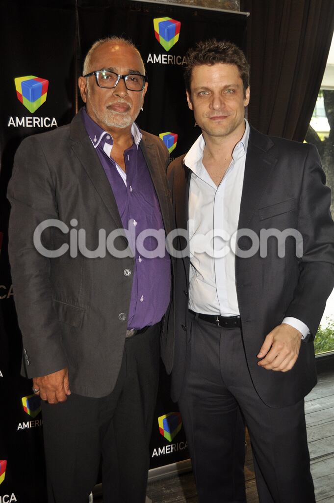 El Negro Oro en la presentación de Los unos y los otros. (Foto: Jennifer Rubio-Ciudad.com)