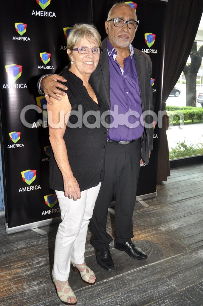 El Negro Oro en la presentación de Los unos y los otros. (Foto: Jennifer Rubio-Ciudad.com)