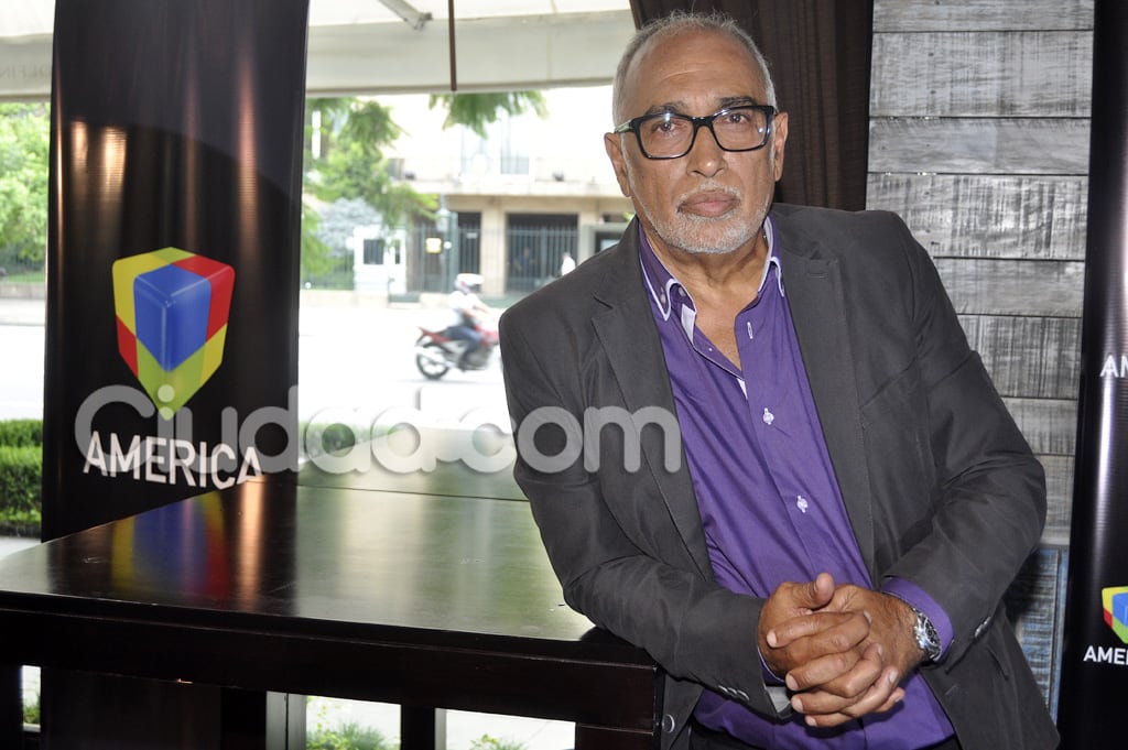 El Negro Oro en la presentación de Los unos y los otros. (Foto: Jennifer Rubio-Ciudad.com)