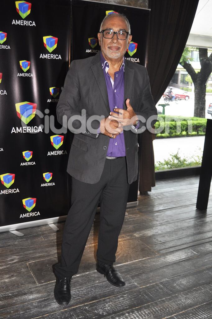 El Negro Oro en la presentación de Los unos y los otros. (Foto: Jennifer Rubio-Ciudad.com)