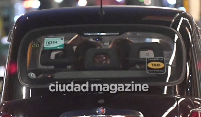 El novio millonario de Heidi Klum, fotografiado in fraganti a los besos con una morocha en un taxi