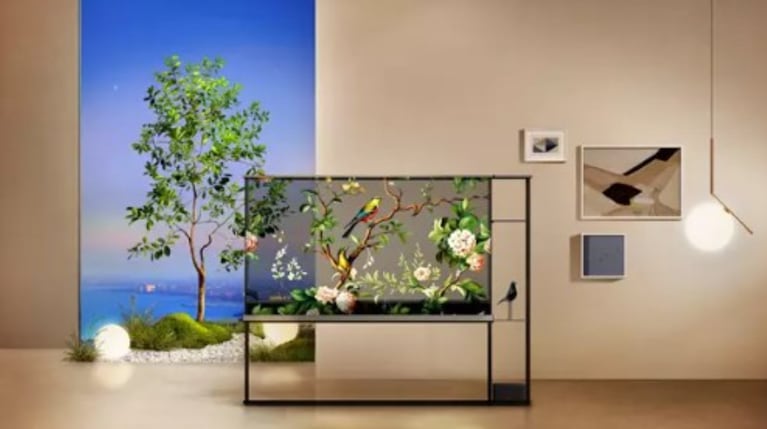 El nuevo televisor LG Signature OLED T es transparente, inalámbrico y reproduce imágenes en 4K