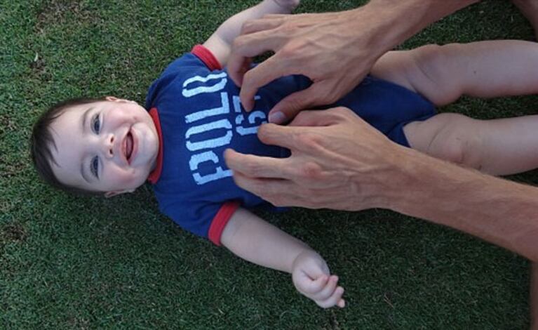 El pequeño Milan también se divirtió en Hawaii (Foto: Instagram). 