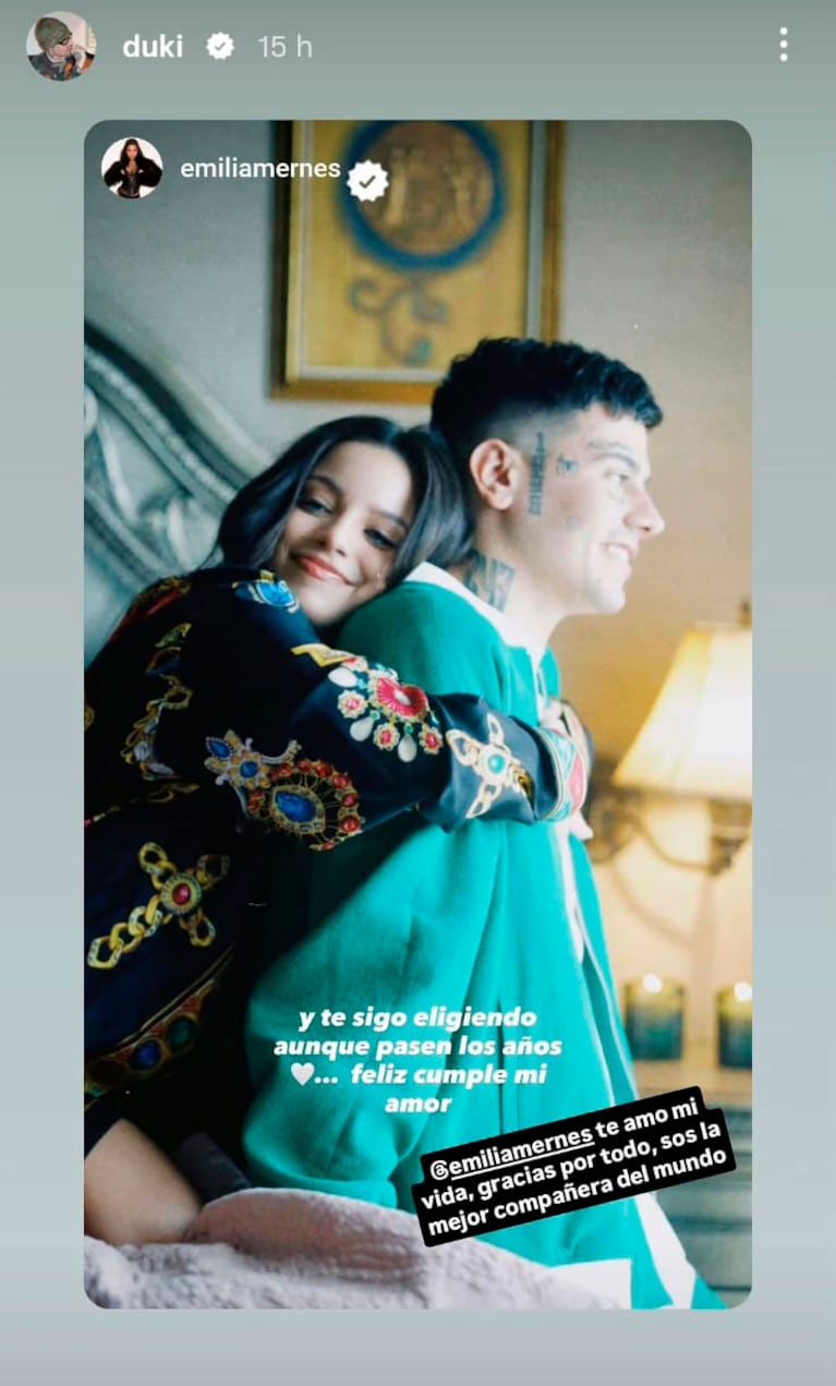 El pícaro reto de Emilia Mernes a Duki en su megafiesta de 30 años (foto de Instagram)
