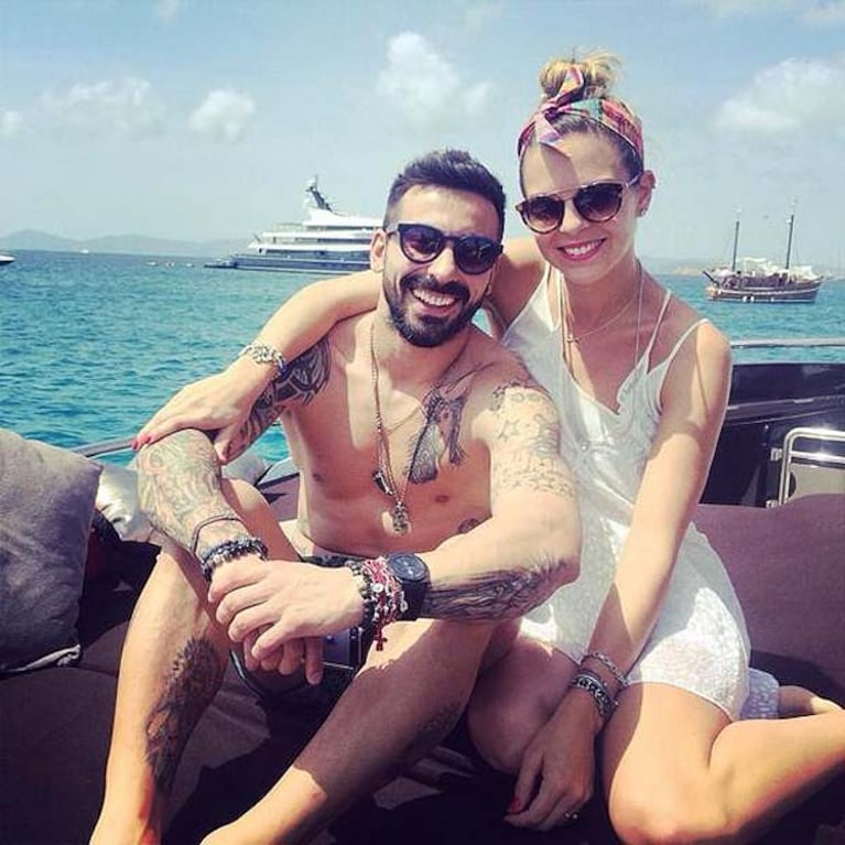 El Pocho Lavezzi y Yanina Screpante, enamoradísimos y de vacaciones. (Foto: @YaninaScrepante)