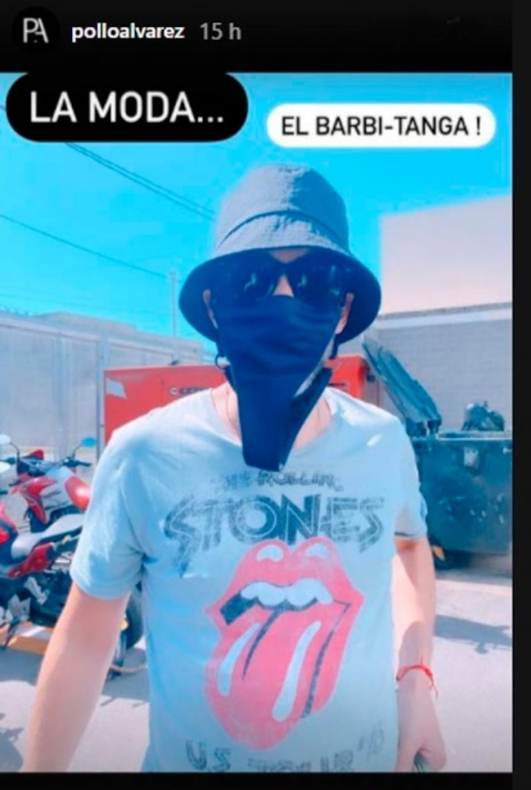 El Pollo Álvarez se olvidó el tapabocas y lo reemplazó con una insólita prenda: “¡Esta es la que se viene!”