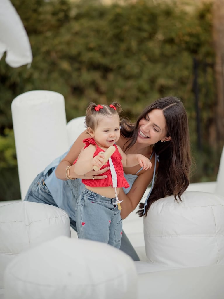 El primer cumpleaños de Alaia, la hija de Alexis y Ailén (Foto: Instagram @alemacallister)