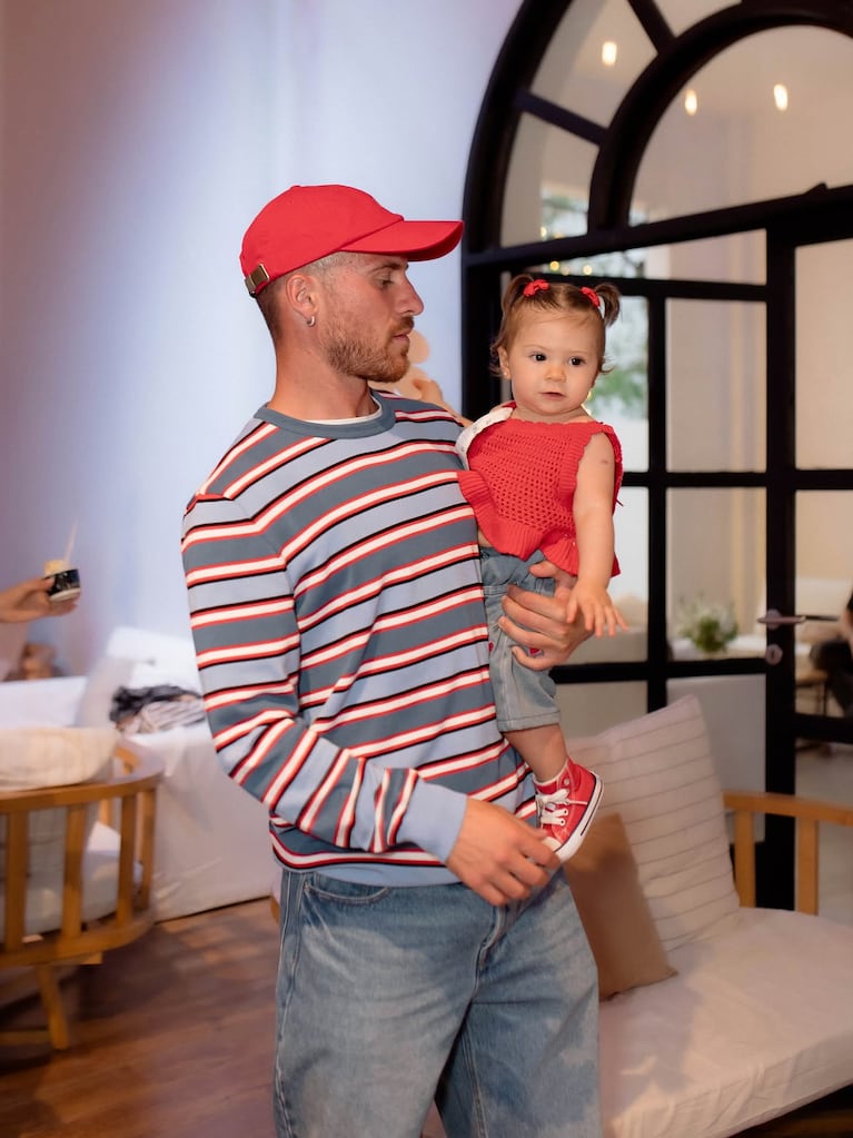 El primer cumpleaños de Alaia, la hija de Alexis y Ailén (Foto: Instagram @alemacallister)
