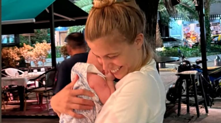 El primer cumpleaños de Justina Bustos con su hija de dos meses (Foto de Instagram @justabustos)