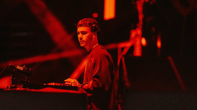 El productor y DJ argentino Juan Elvadin presenta "Obsidian"