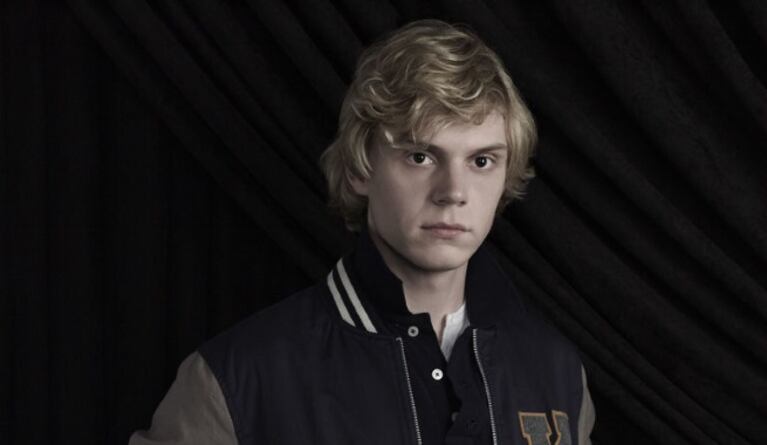 El protagonista de American Horror Story recibió un premio a la Mejor actuación revelación