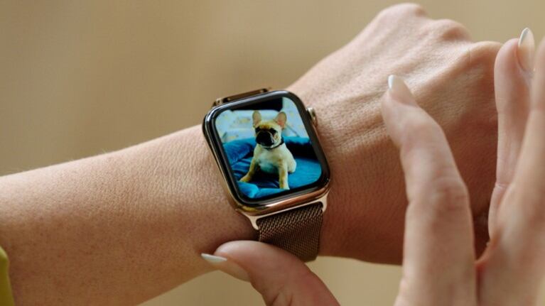 El próximo Apple Watch usará un chip más pequeño y de doble cara, según DigiTimes. Foto: EFE.