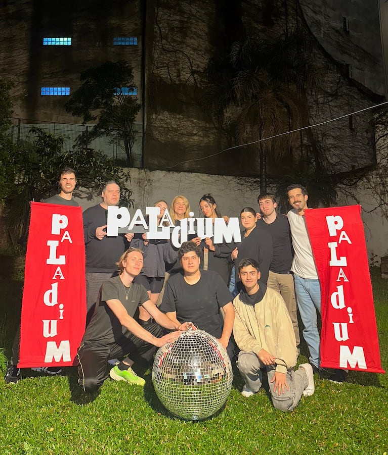 El proyecto que lanzó el hijo de Fito Páez y Cecilia Roth y que pocos conocían. CRÉDITO: Arriba Argentinos.