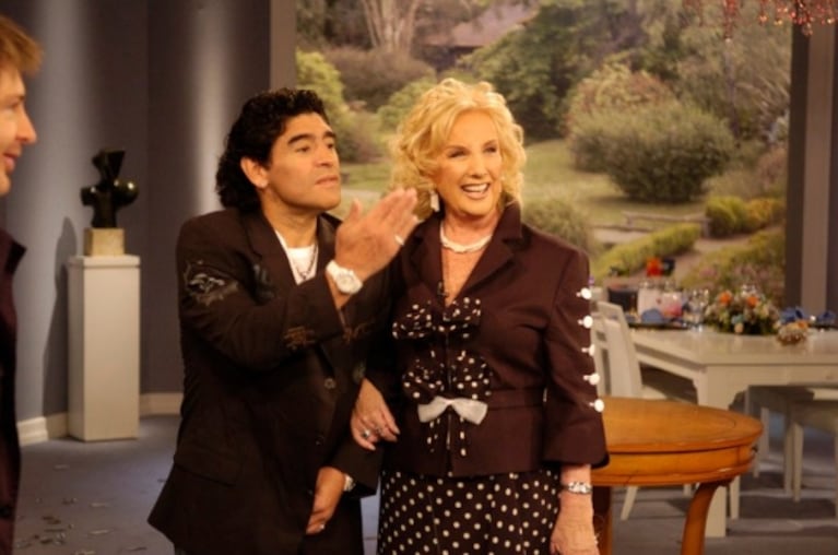 El recuerdo de Mirtha Legrand a Maradona y su emotivo mensaje para Claudia Villafañe: "¡Diego será eterno!"