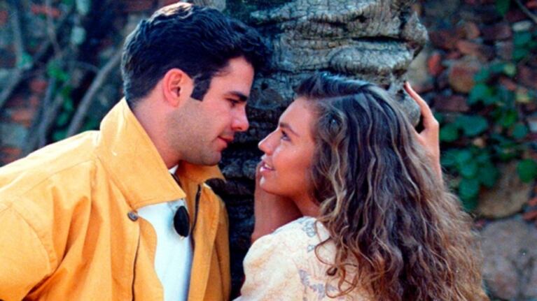 El reencuentro de los protagonistas de Marimar: Thalía y Eduardo Capetillo recordaron la novela suceso