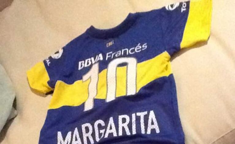 El regalo de Juan Román Riquelme a Margarita, la futura hija de Adrián Suar y Griselda Siciliani. (Foto: Web)
