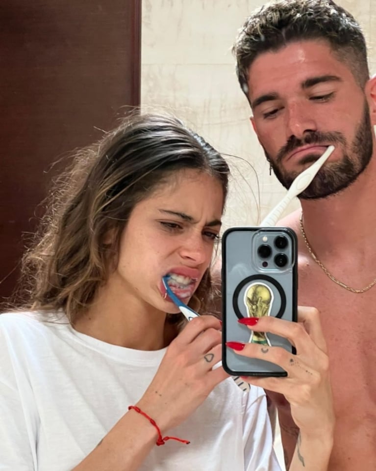 El romántico posteo de Rodrigo de Paul para Tini Stoessel por su cumpleaños: "Te amo con todo mi corazón"